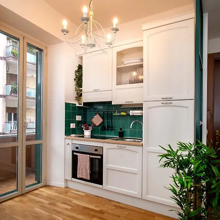 Apartamento Amaryllis Apartment, In The Heart Of Appio Latino Roma