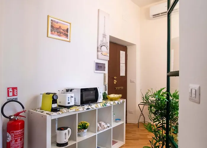 Amaryllis Apartment, In The Heart Of Appio Latino Apartamento Roma